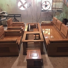 SƠN LẠI ĐỒ GỖ PHƯỜNG BÌNH ĐÔNG