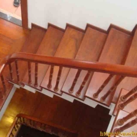 SỬA CHỮA CẦU THANG QUẬN 12