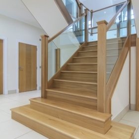 SỬA CHỮA CẦU THANG QUẬN 3